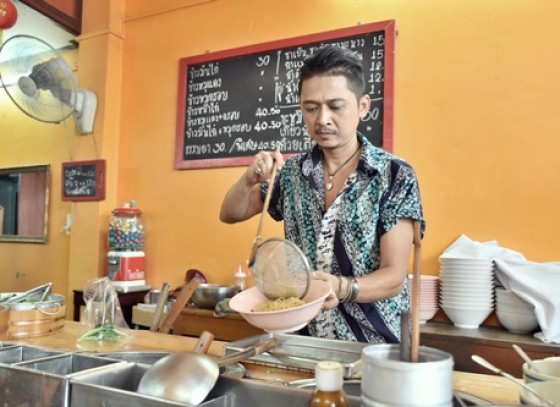 ร้านอู๊ดรสเด็ด สืบทอดตำนานบะหมี่นายเซี้ยง