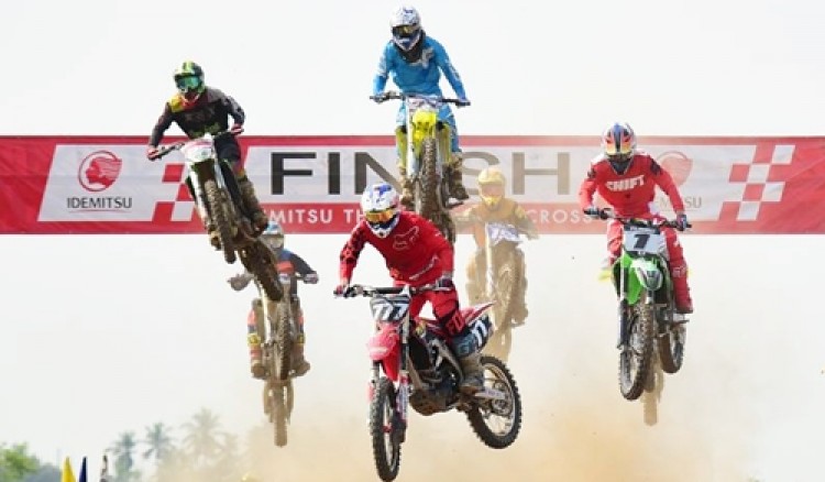 การแข่งขันจักรยานยนต์วิบาก รายการ IDDEMITSU THAILAND SUPERCROSS2018
